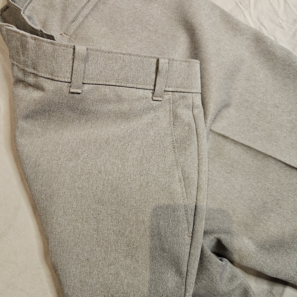 Vintage Levi’s Action Slacks Taupe Brown High Rise Straight Leg Pants 38x30 USA - Picture 4 of 9